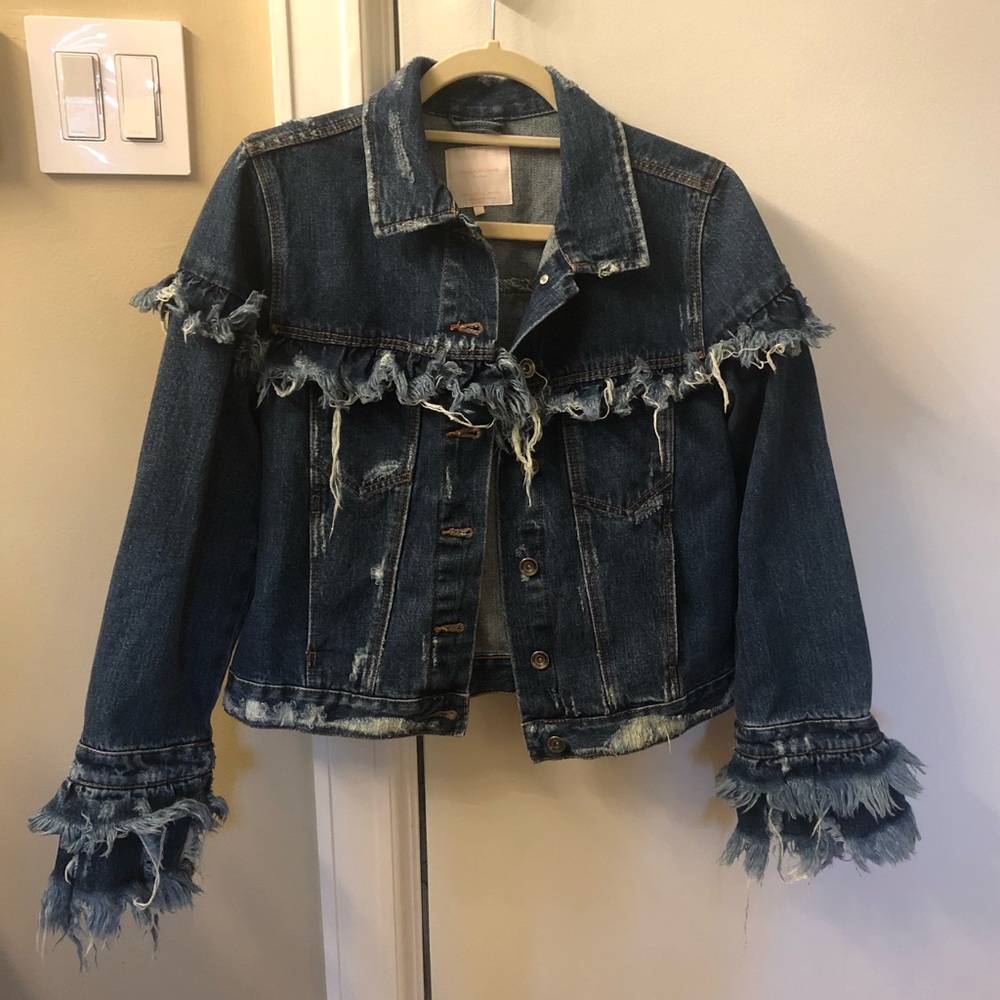 *Never Worn* Zara Denim Jacket - L